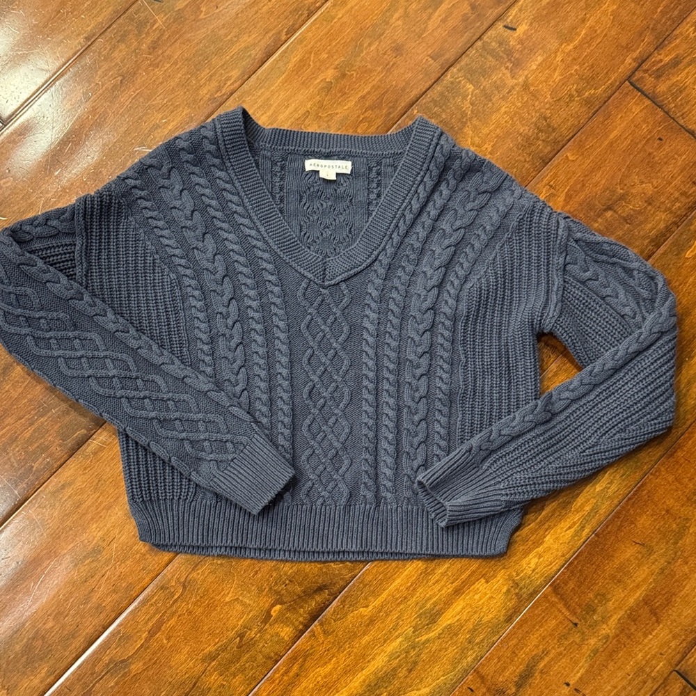 Aeropostale Women’s S Cable Knit V-Neck Sweater in Navy